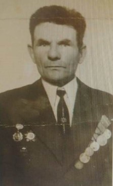 Красноштанов